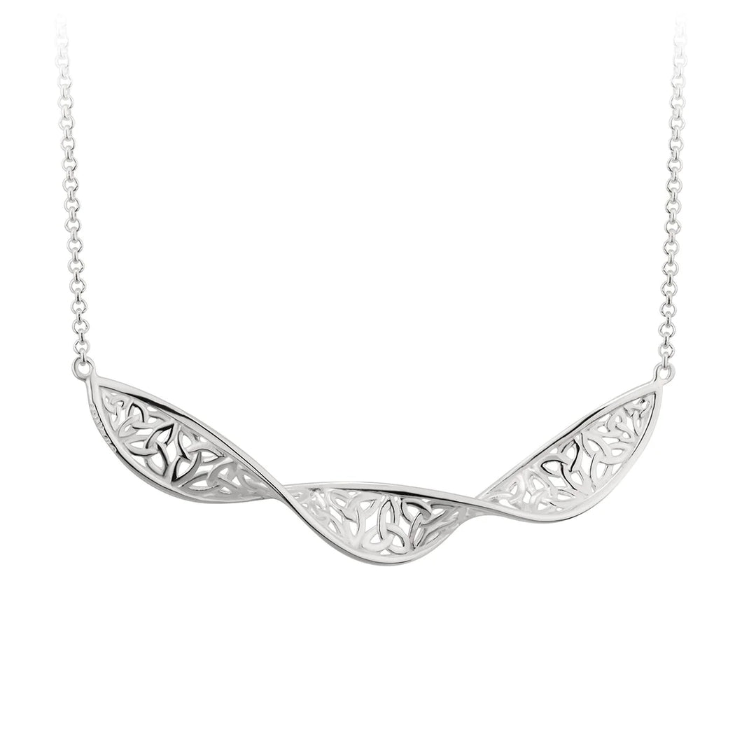 Solvar Trinity Twist Necklet