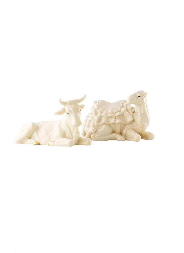 Manger Ox and Camel Set.